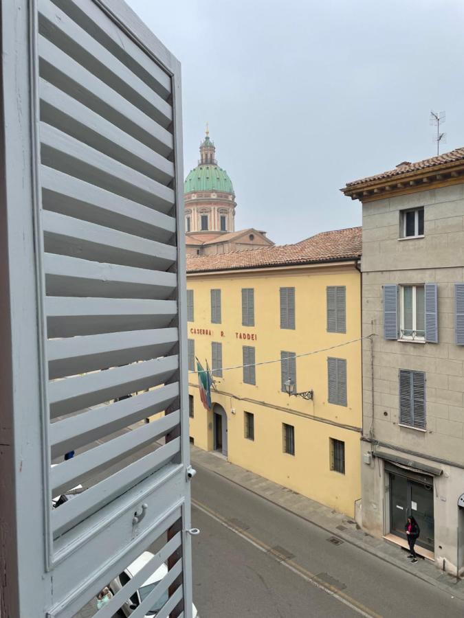 Una Finestra Sul Centro Storico Reggio Emilia Exterior foto